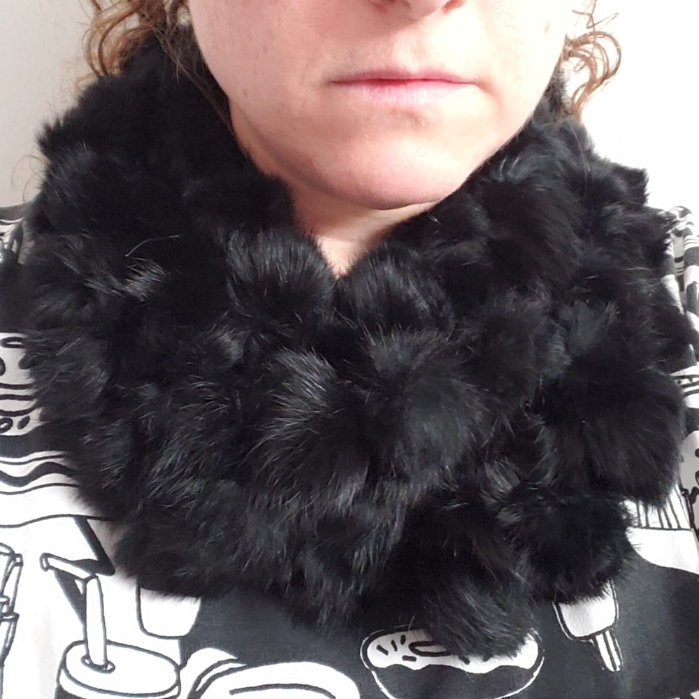 Marcus Adler Womens Rabbit Fur Pom Pom Scarf Black Infinity Fur Neck Warmer NWT